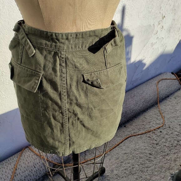 Olive Adjustable Waist Denim Mini Skirt 28 - Picture 4 of 10